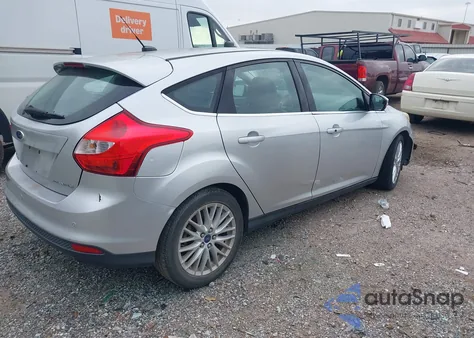 2013 Ford Focus Titanium из США, поврежденный, VIN 1FADP3N25DL271509
